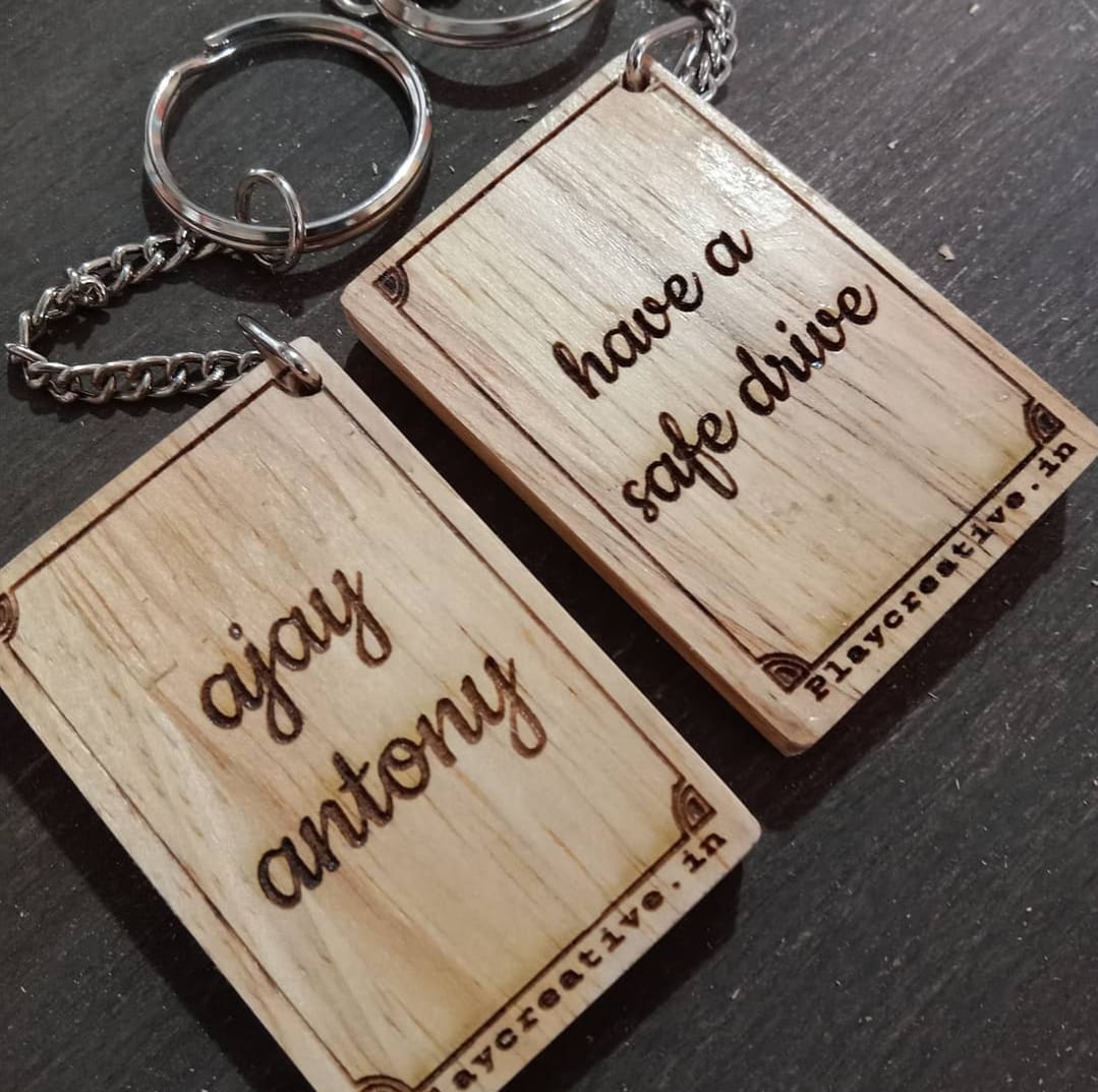 Set of 2 Wooden Engraved Custom Photo Keychain (Rectangle)