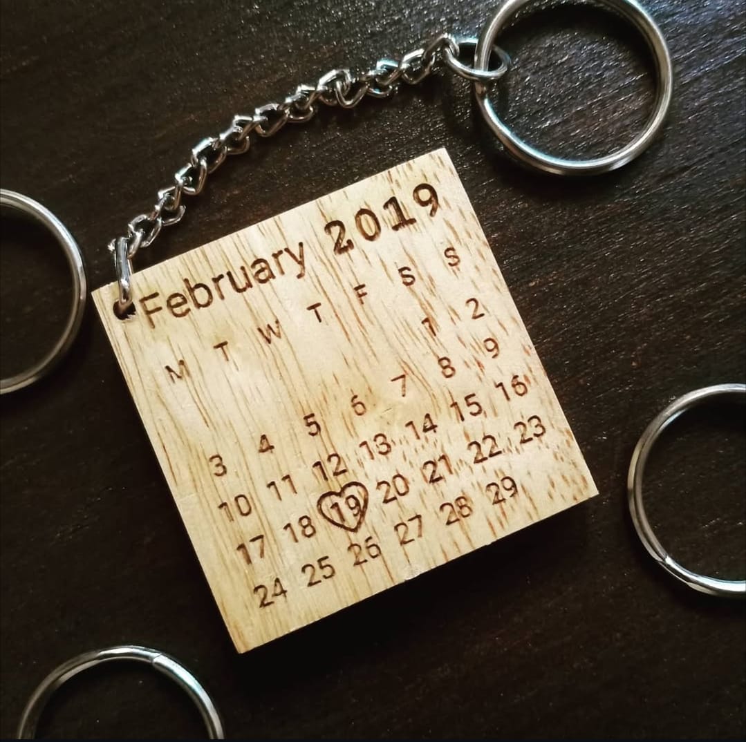 Set of 2 Wooden Engraved Custom Photo & Date Keychain (Square)