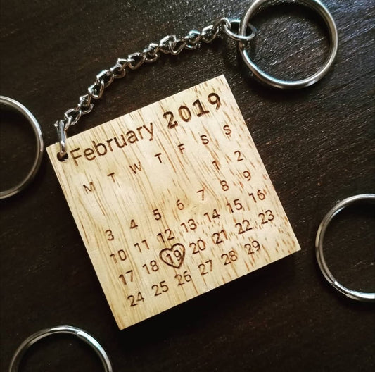 Set of 2 Wooden Engraved Custom Photo & Date Keychain (Square)